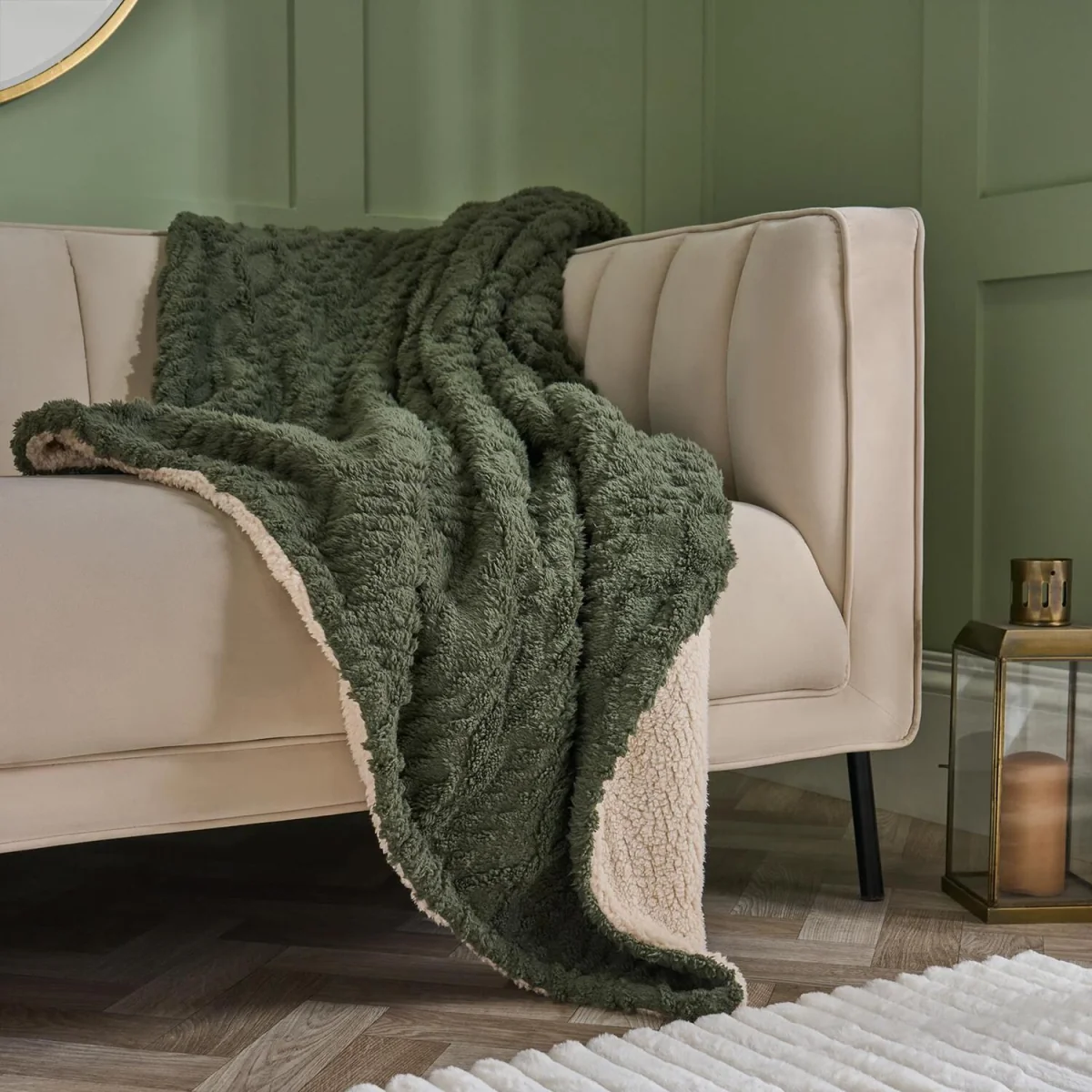 OHS Cable Knit Sherpa Throw - Woodland Green – image 2