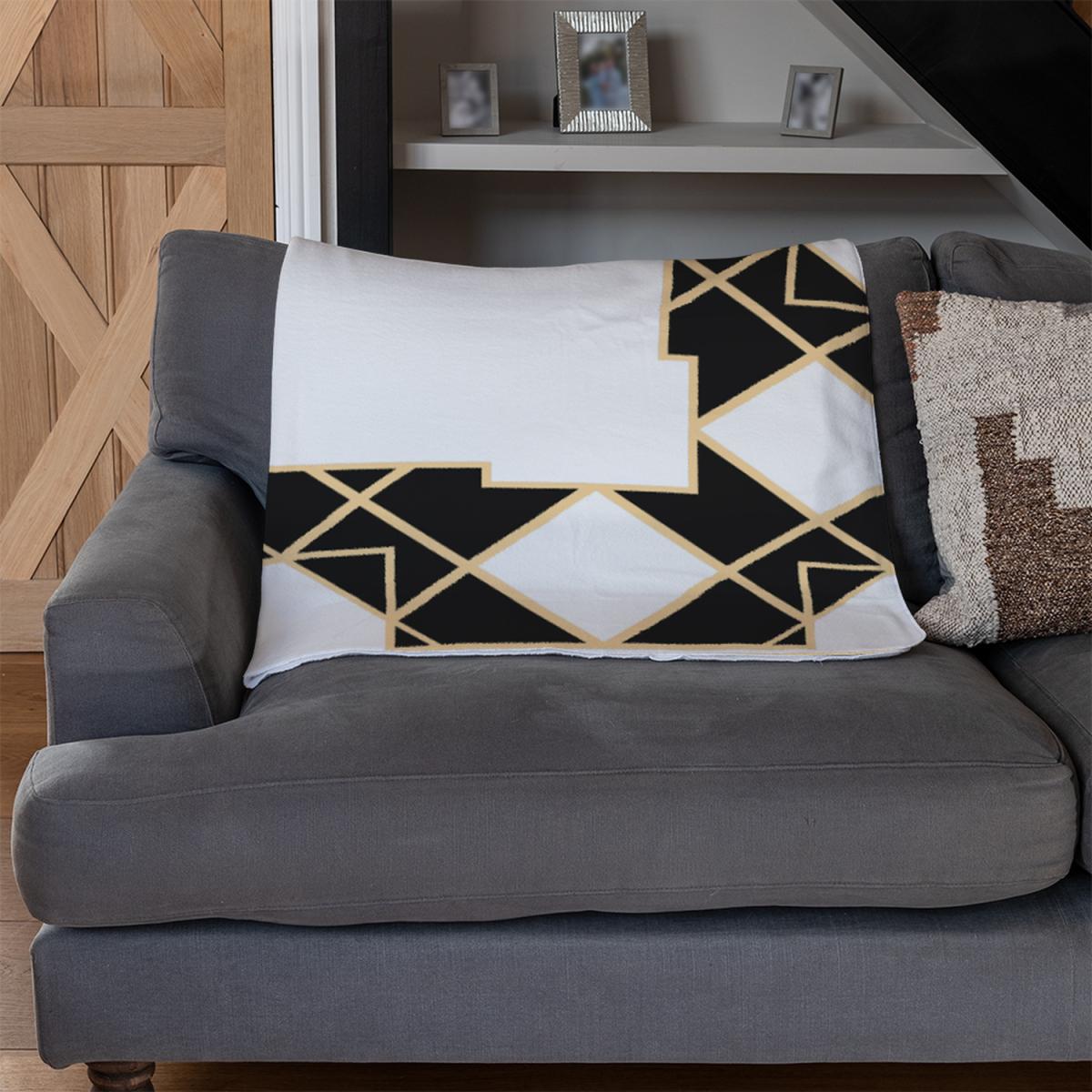 Art Deco Diamond Border Blanket - Black – image 3