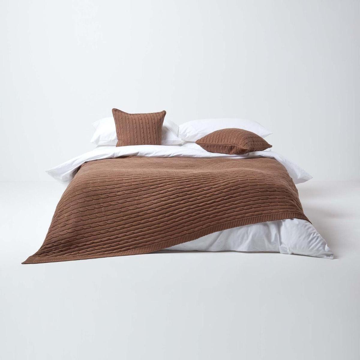 Homescapes Cotton Cable Knit Throw - Brown / 200cm – image 3