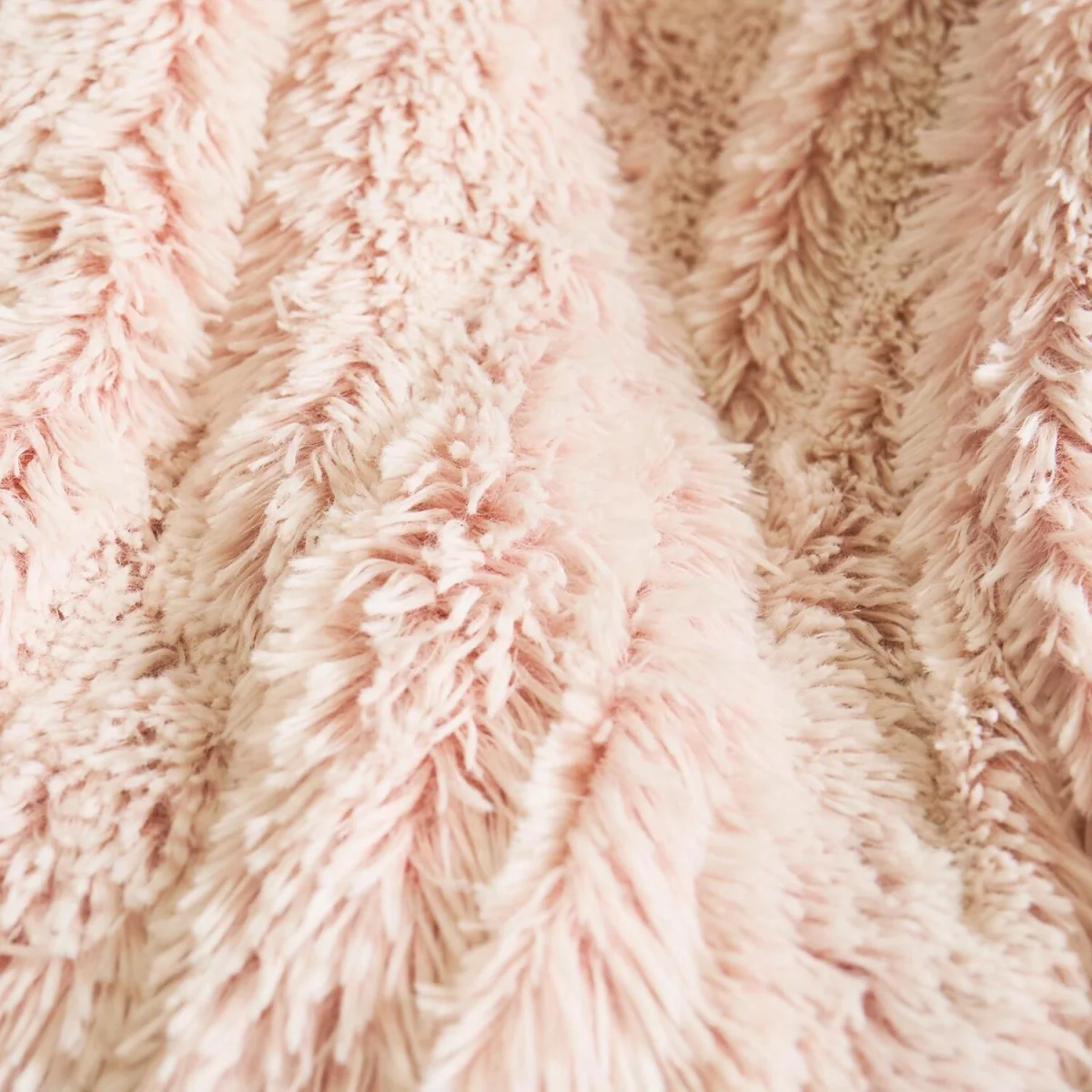 OHS Marl Fluffy Throw - Blush / 125cm – image 3