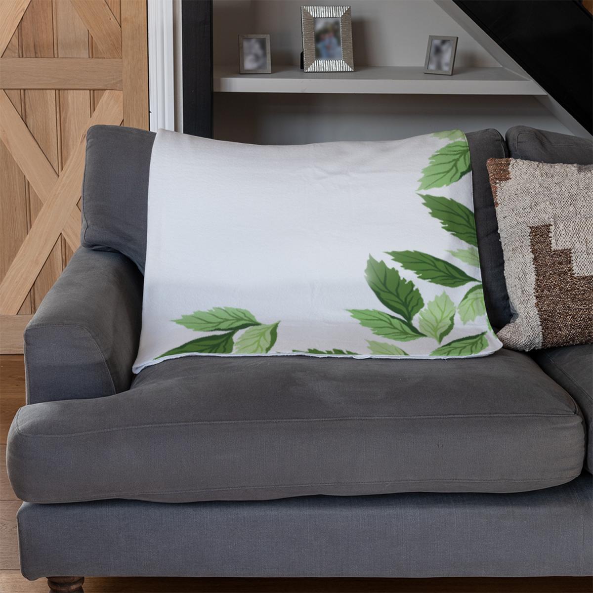 Green Border Blanket - Green – image 3