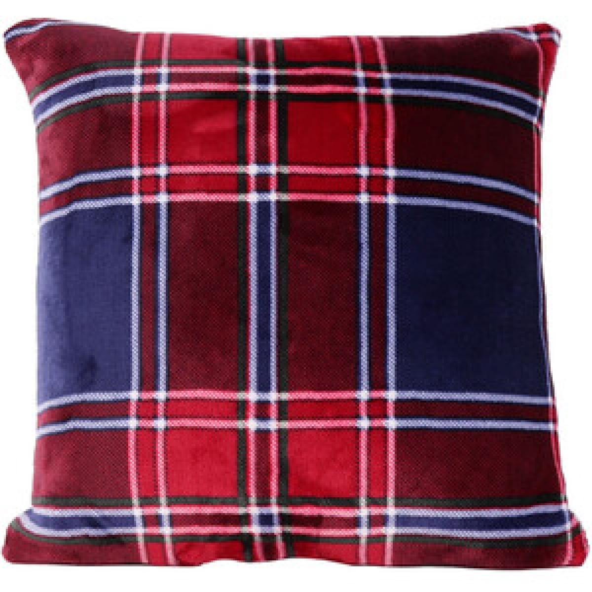 Kinross Tartan Sherpa Throw – image 7