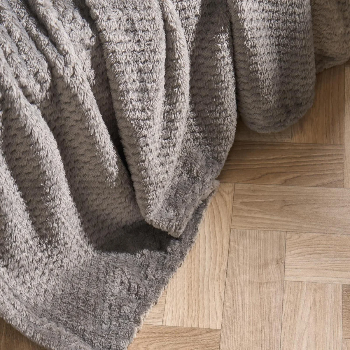 OHS Waffle Fleece Throw - Mid Grey / 200cm – image 3