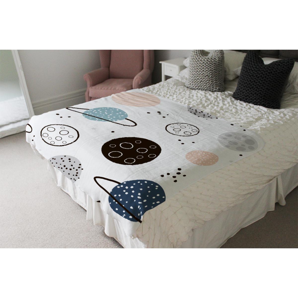 Child Hand Drawn Space Elements Blanket - White – image 3