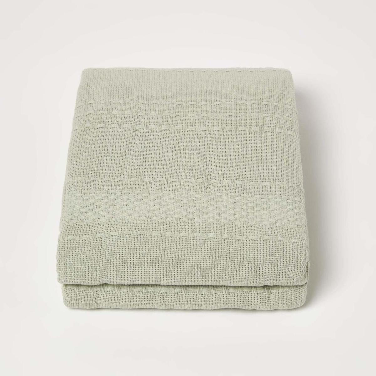 Homescapes Kashi Cotton Throw with Tassels - Sage / 200cm – image 3