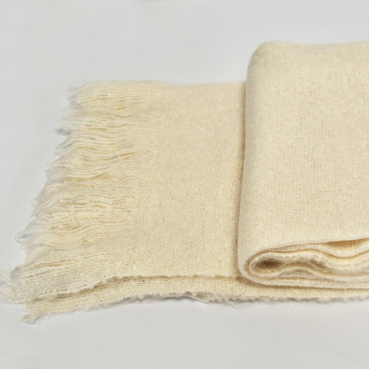 Meadow Fringe Throw - Cream – image 2