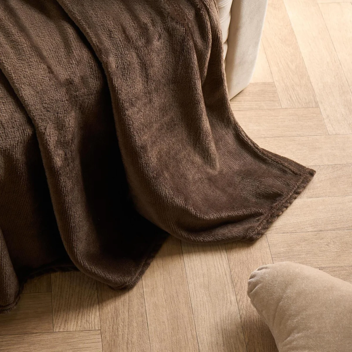 OHS Supersoft Throw - Chocolate / 200cm – image 2
