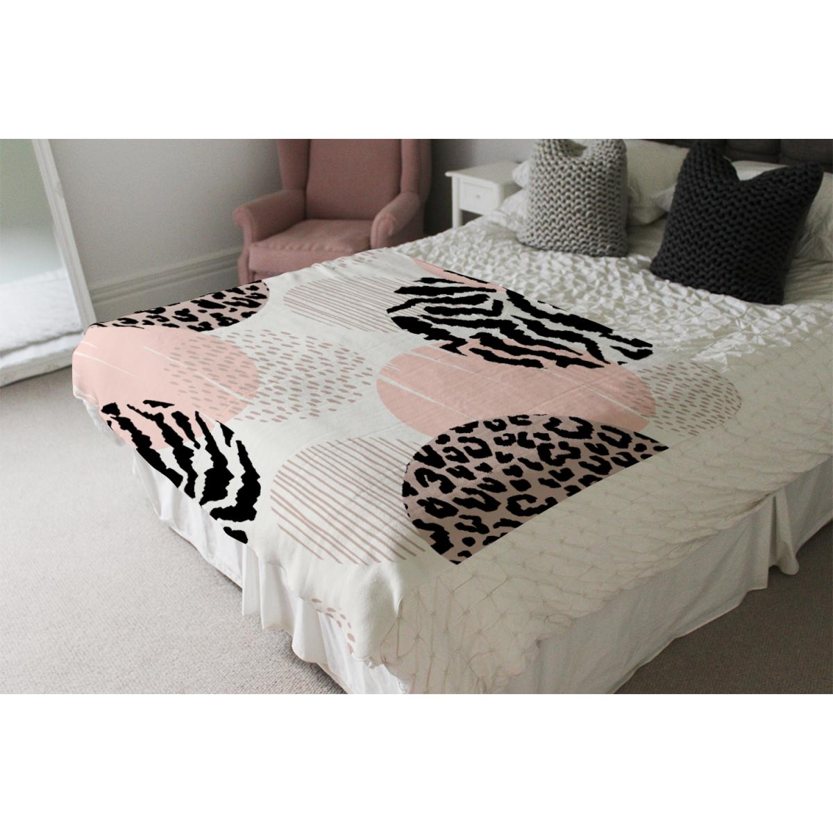 Abstract Geometrics With Animal Print And Circles Blanket - Pink – image 4