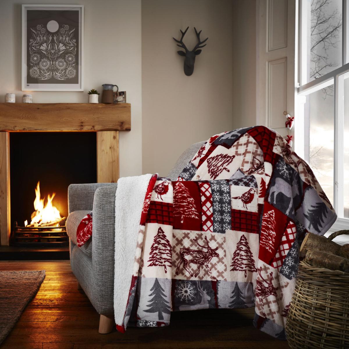 Christmas Patchwork Sherpa Fleece Throw - Red