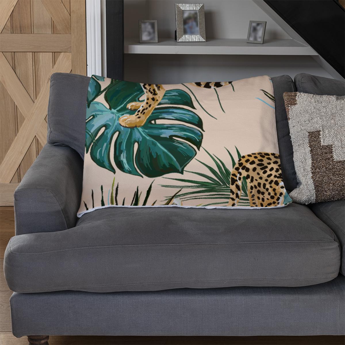Tropical Cheetah Blanket - Green – image 3