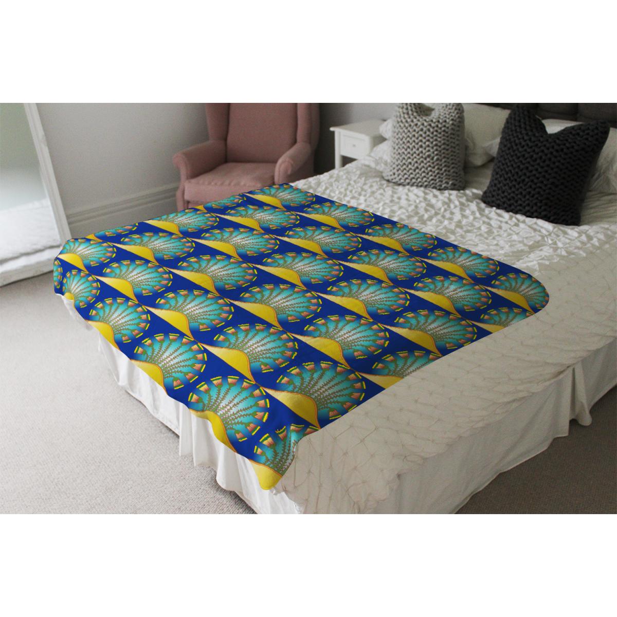 Egyptian Style Motif Blanket - Green – image 4