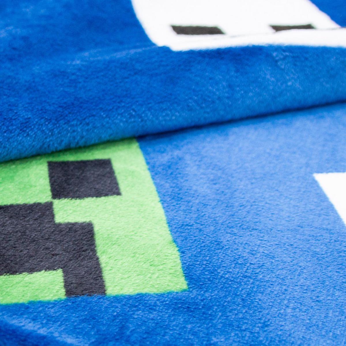 Minecraft Creeps Fleece Throw   - Blue – image 7