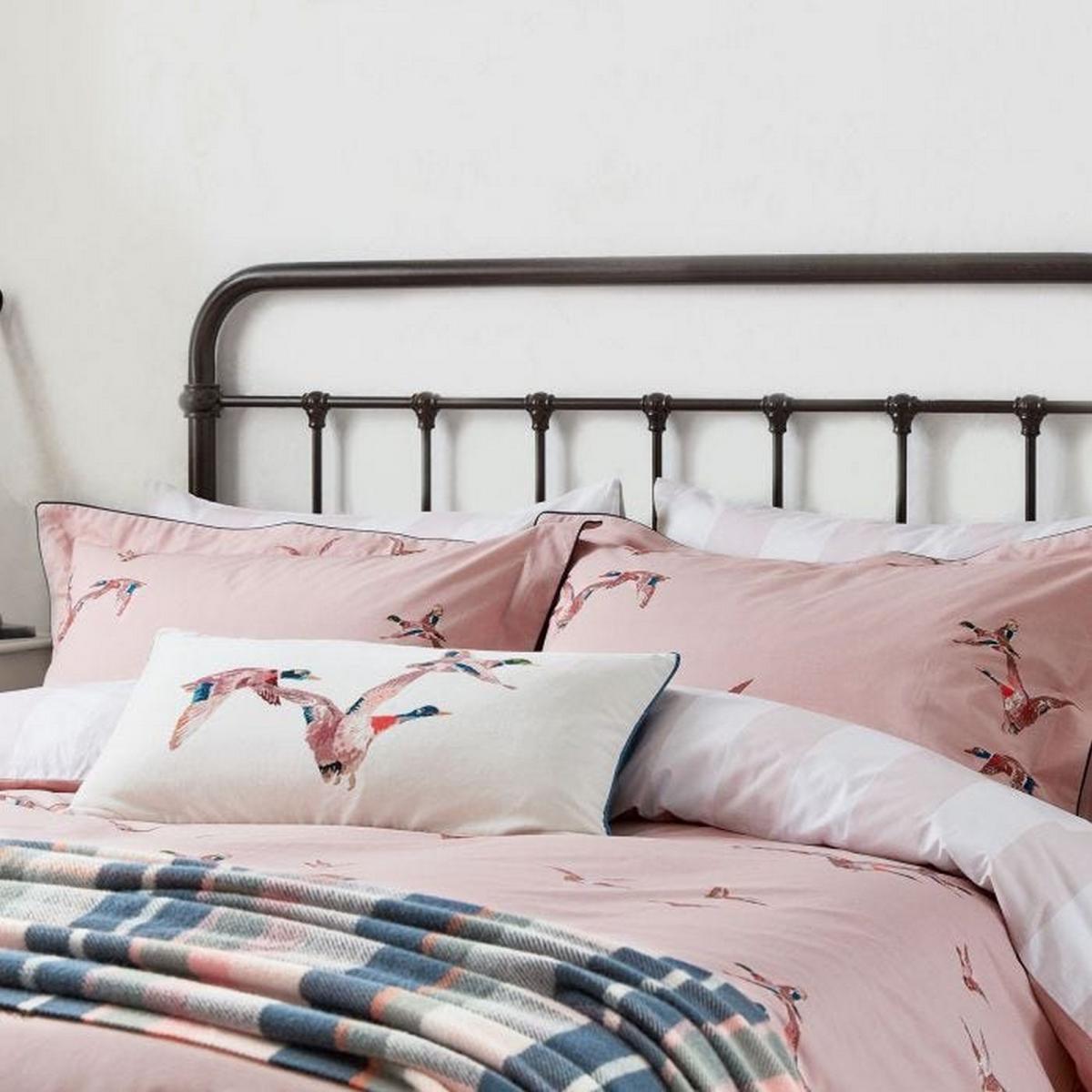 Traditional Heritage Tartan Throw By Joules in Multi – image 2