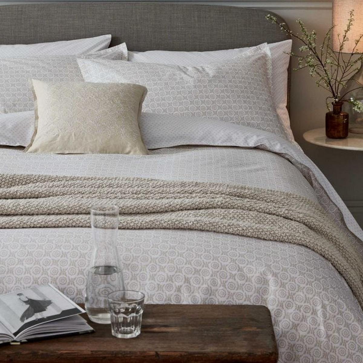 Drift Organic Knit Throw By Murmur in Linen Cream – image 2