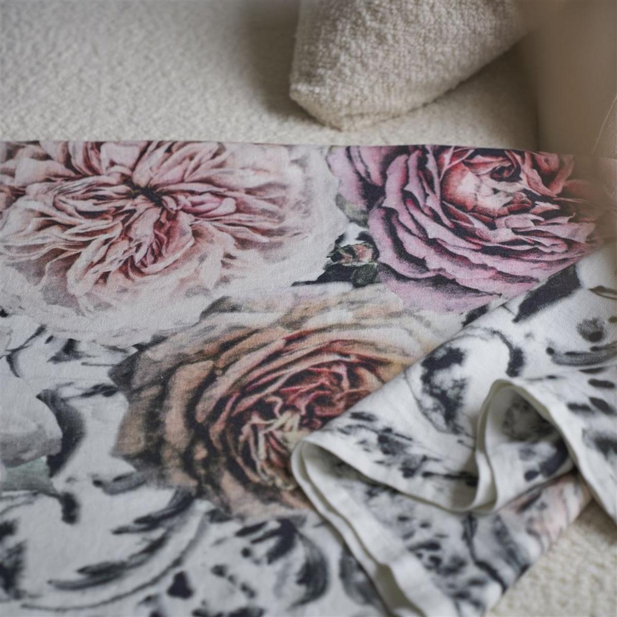 Pahari Lino Tuberose Linen Throw By Designers Guild – image 2