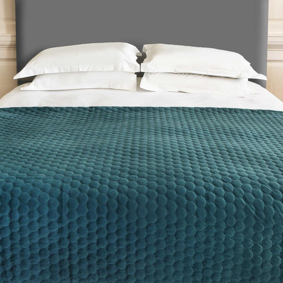 Halo Quilted Soft Luxury Throw in Teal Blue – image 1