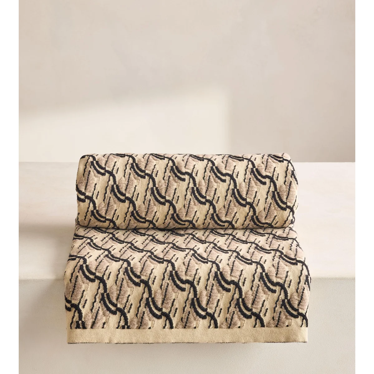 Colney Throw – image 2