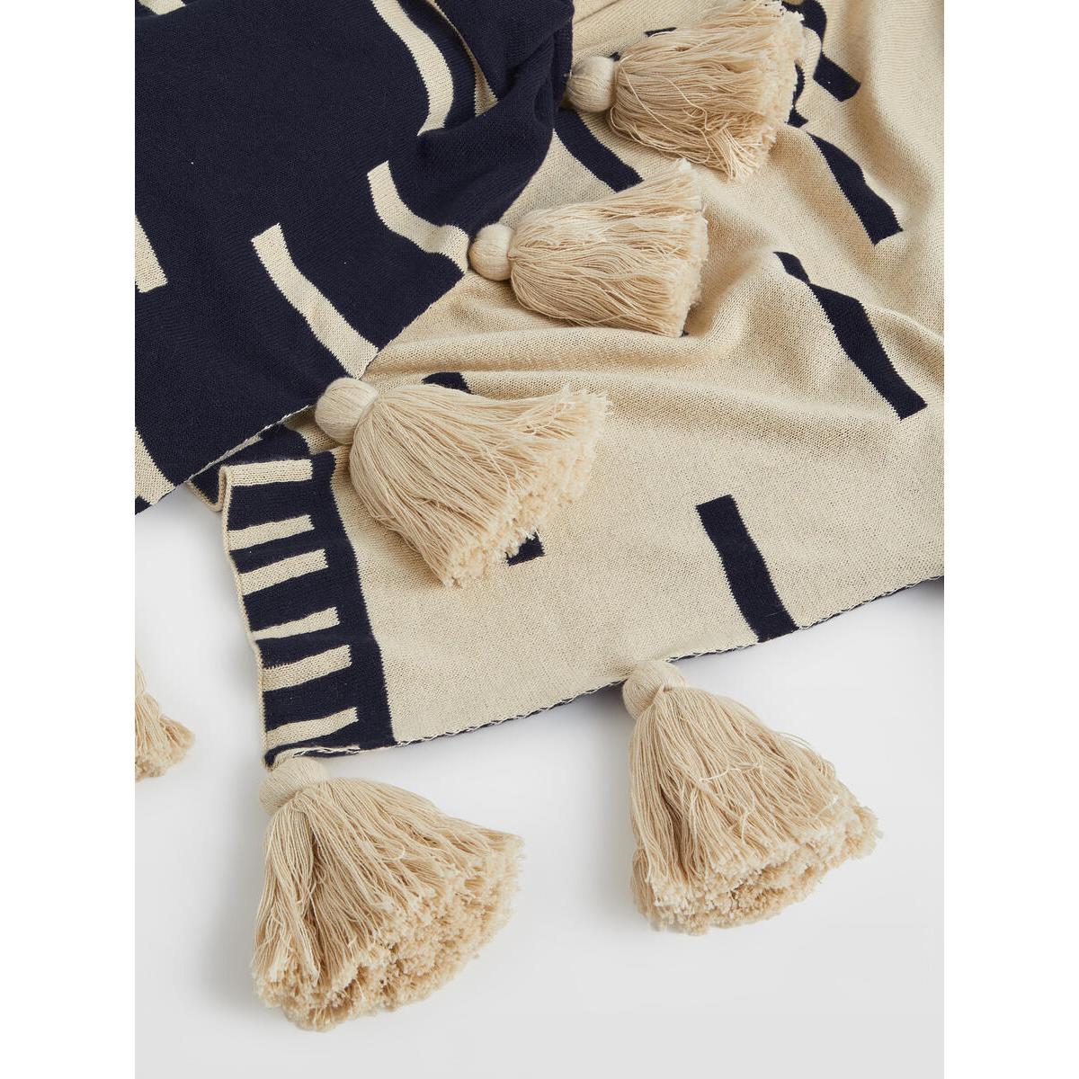 Ezra Throw, Midnight – image 3