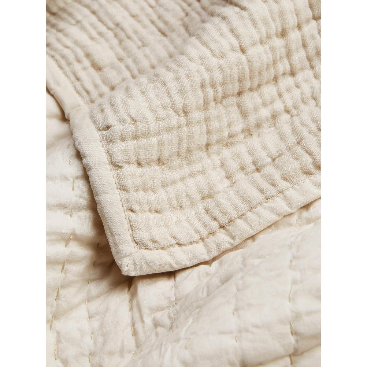 Kari Bedspread Blush, 220 x 230cm – image 2