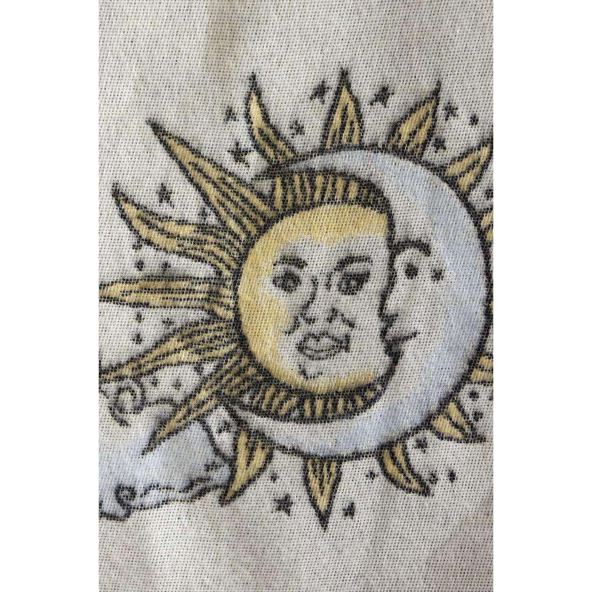 Vintage Sun And Moon Throw ALL at Urban Outfitters – image 4