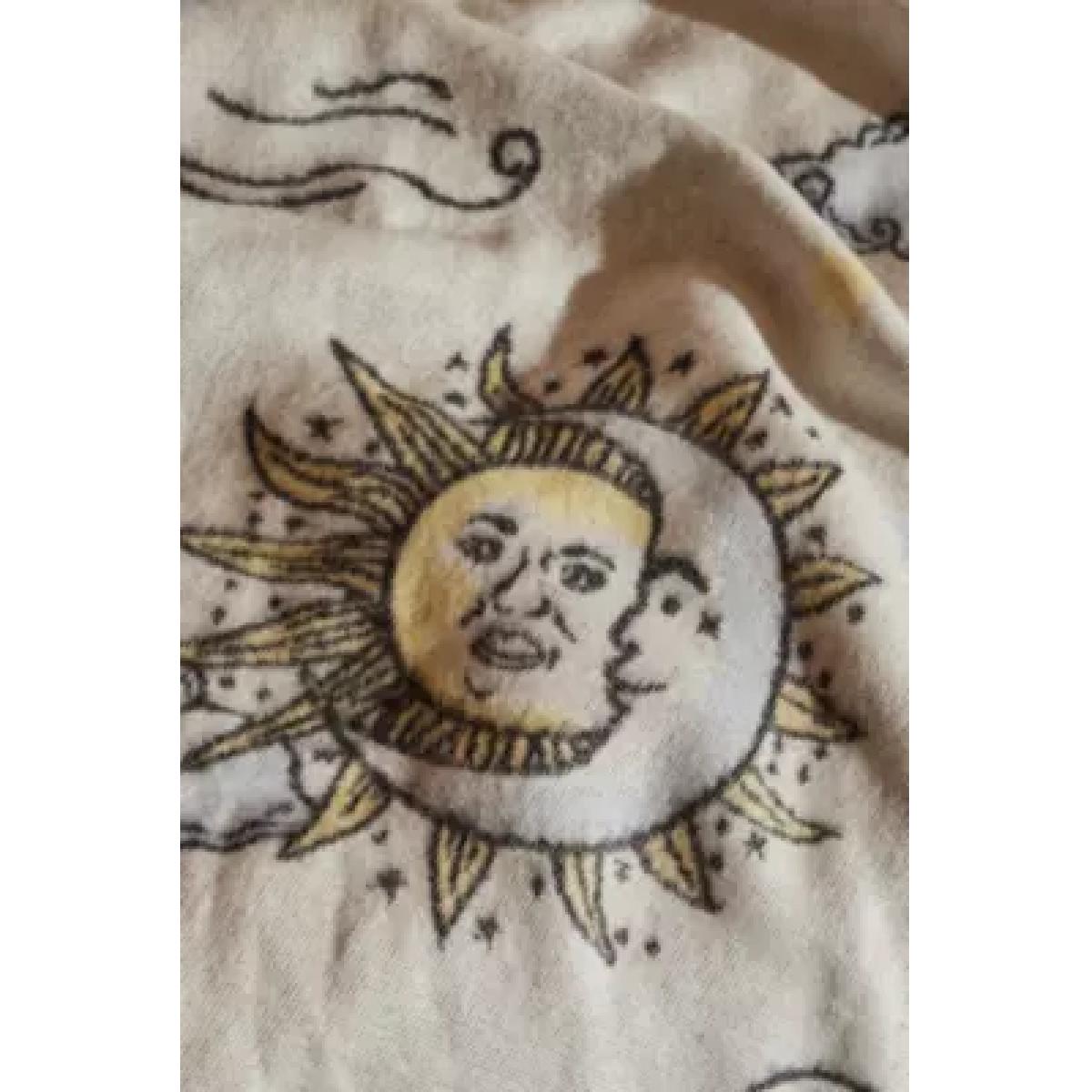 Vintage Sun And Moon Throw ALL at Urban Outfitters – image 5