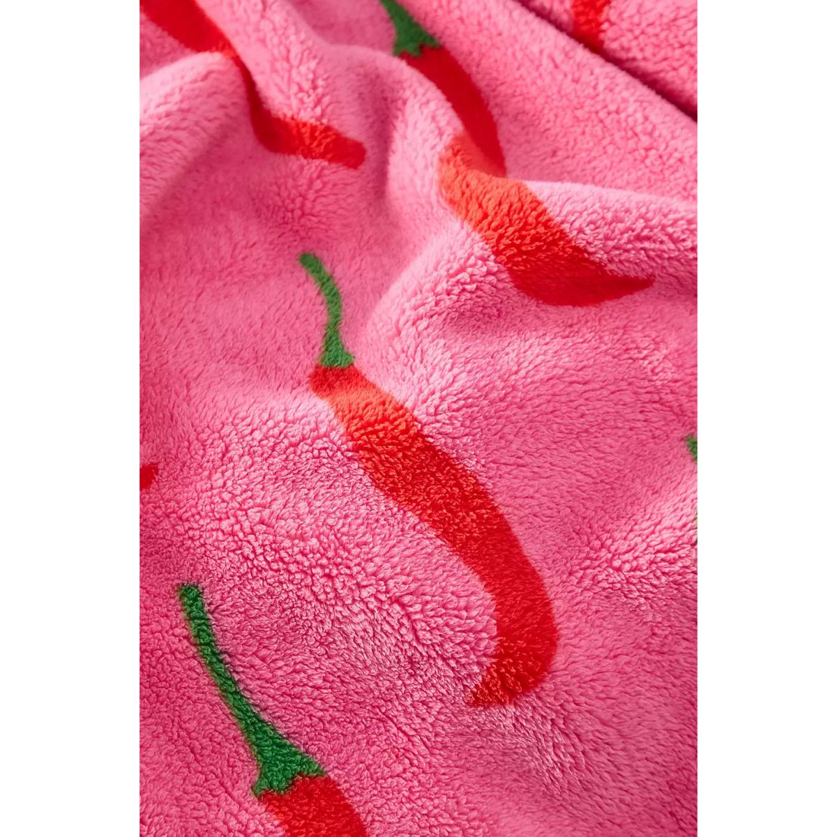 Chilli Fleece Throw - Pink ALL at Urban Outfitters – image 4