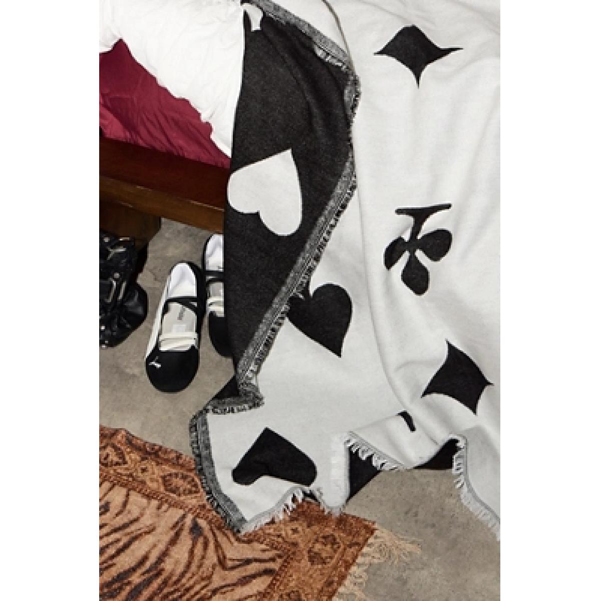 Deck Of Cards Throw - Black/White 125cm x 150cm at Urban Outfitters – image 9