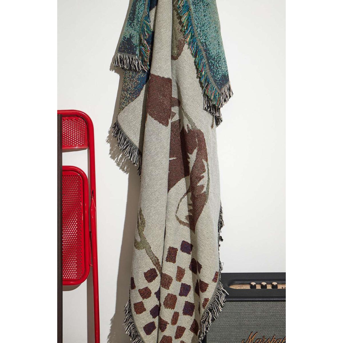 Urban Outfitters x TuftLuck TuftLuck UO Exclusive Riding Star Art Throw ALL – image 5