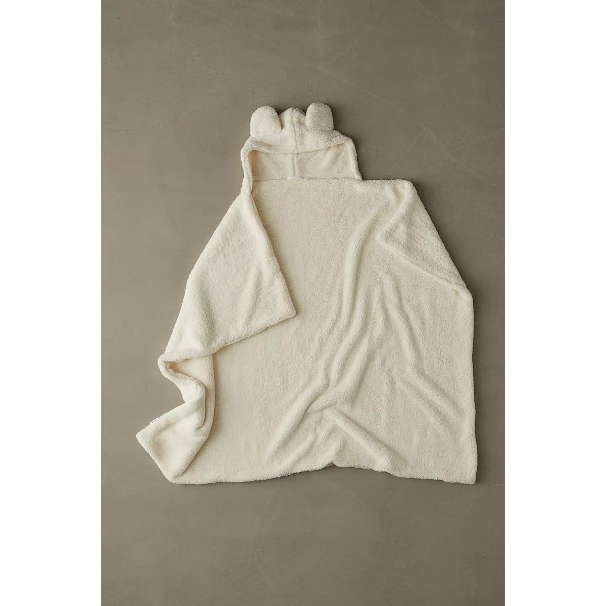 Animal Ears Fleece Throw Blanket - Cream ALL at Urban Outfitters – image 3