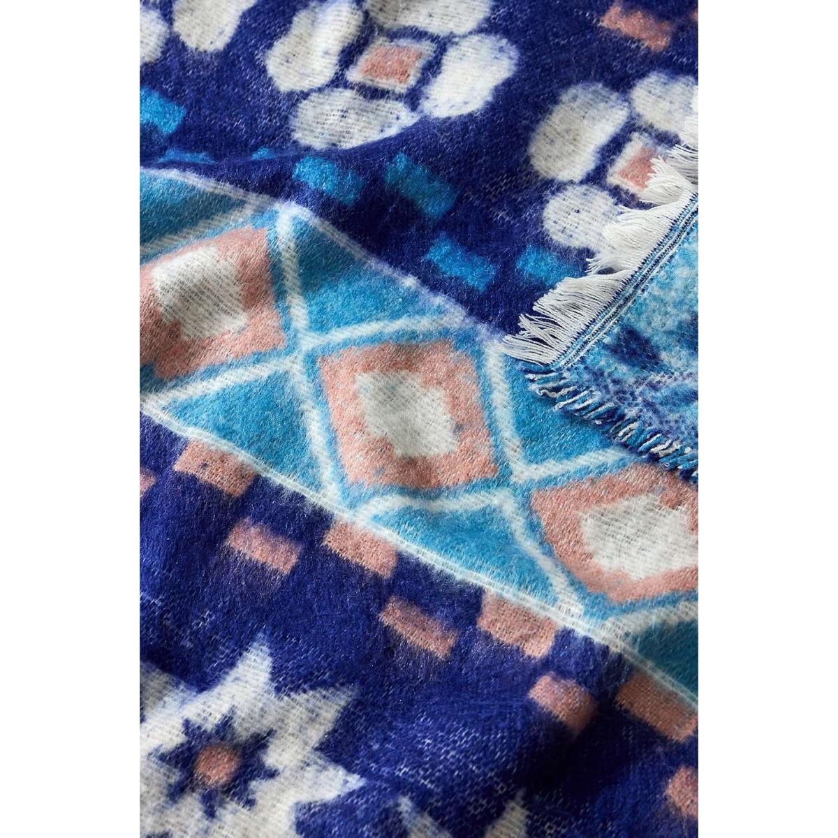 Fairisle Cosy Throw - Blue ALL at Urban Outfitters – image 3