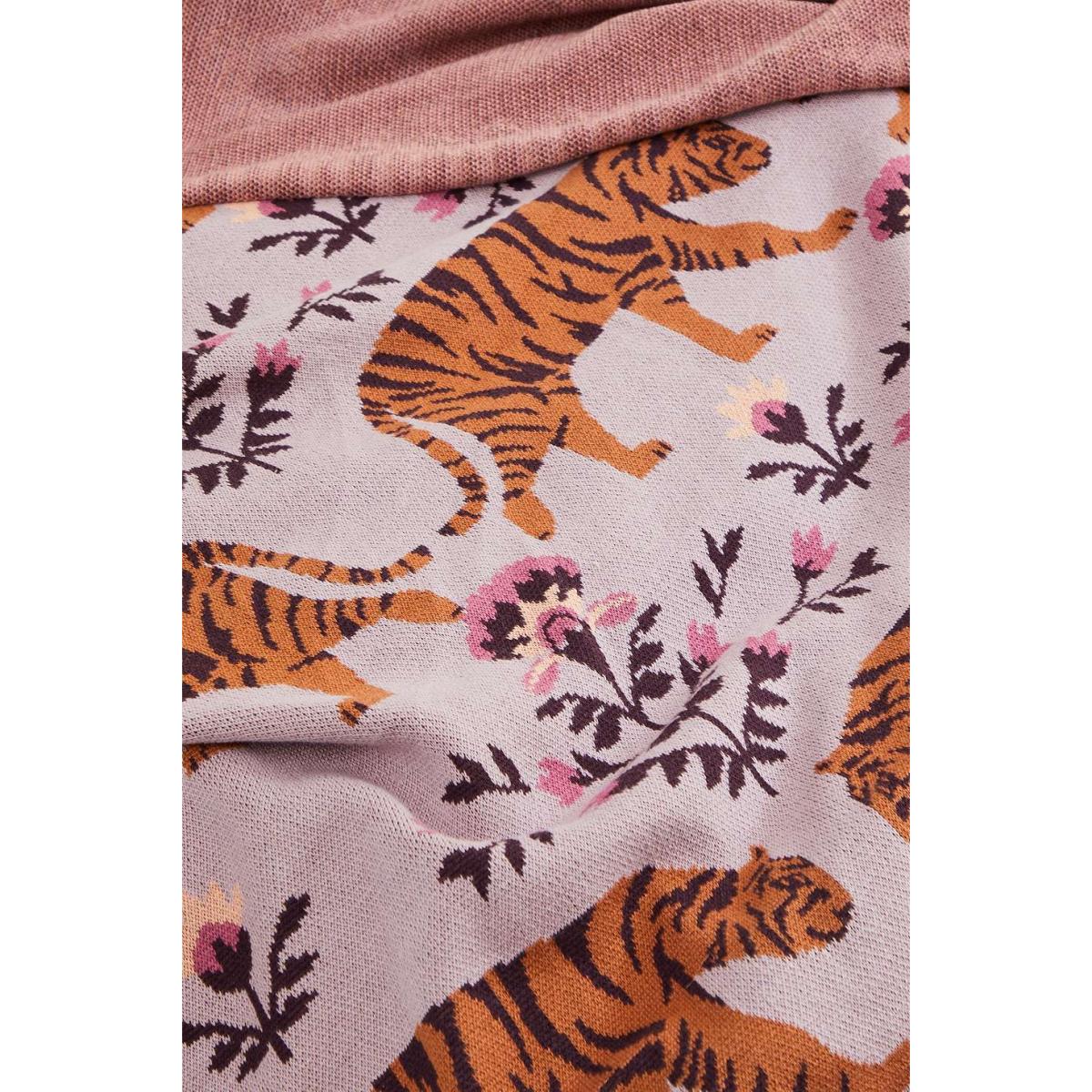 Urban Outfitters Tiger Knit Art Throw ALL – image 4