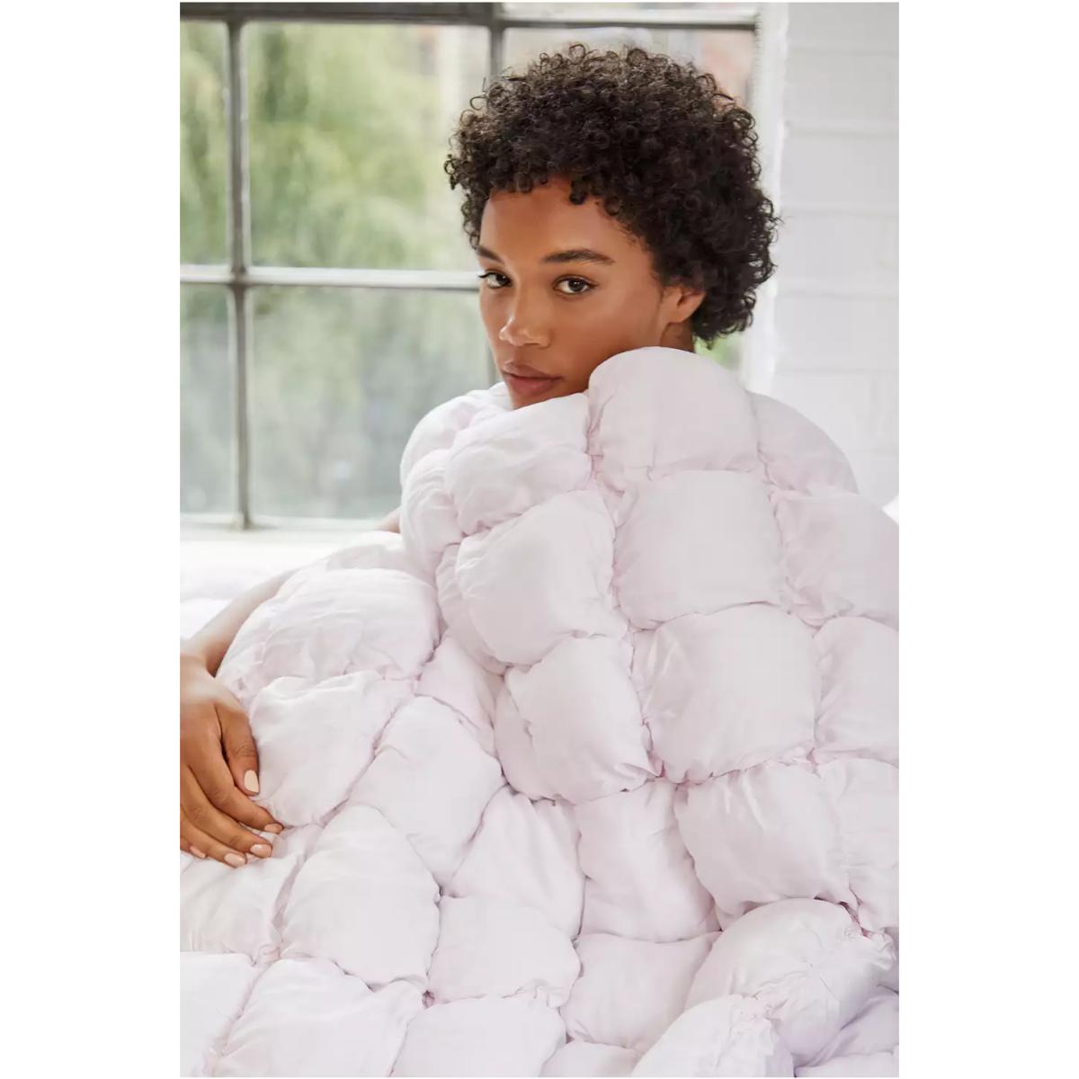 Urban Outfitters Orchid Marshmallow Puff Quilt - Lilac 165.1cm x 139.7cm – image 2