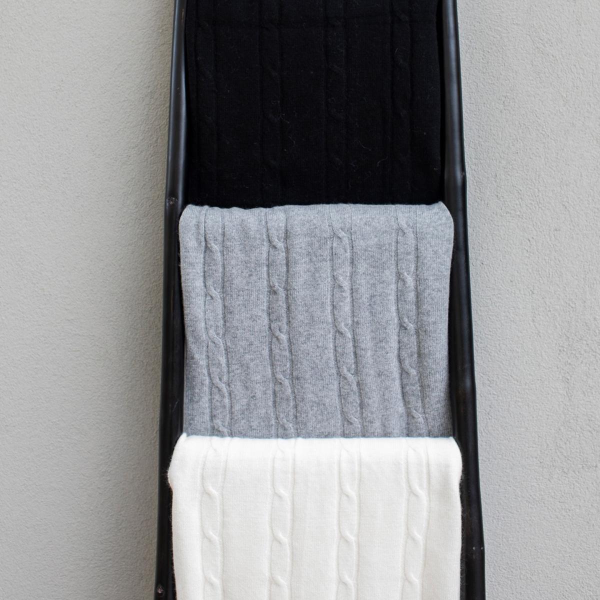 Black "Blake" Cable Knitted Cashmere Throw Blanket One Size Tirillm – image 4