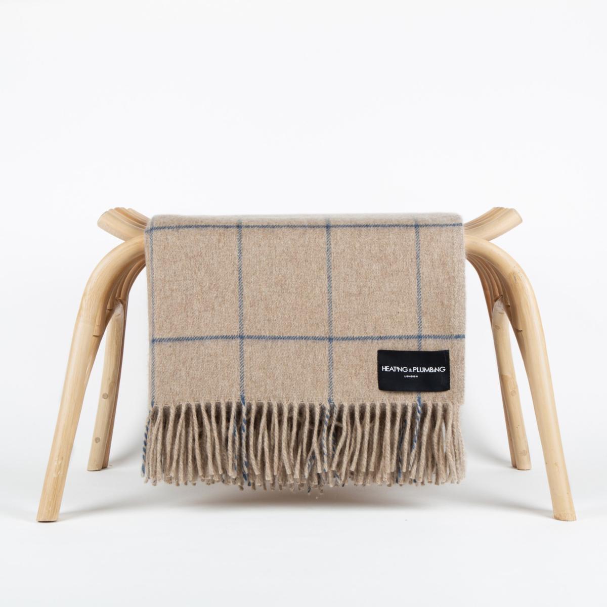 Brown The Eternal Edition - 100% Cashmere Blanket - Taupe / Blue | Heating & Plumbing London – image 3