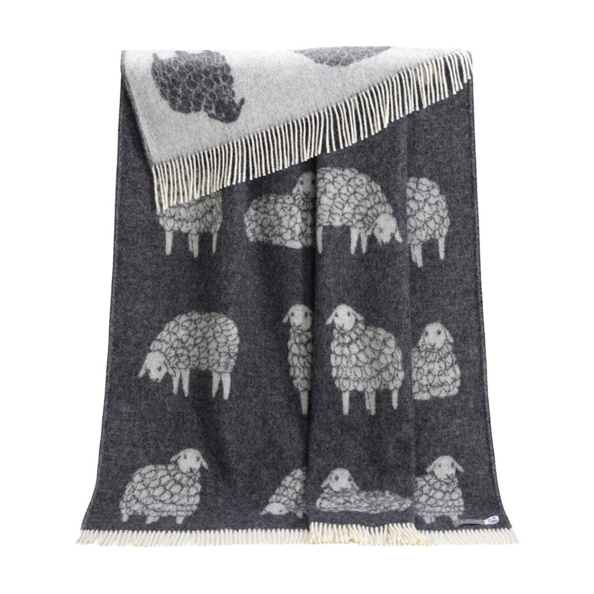 Black / White Soft Black Mima Sheep Wool Throw J. j.textile – image 3