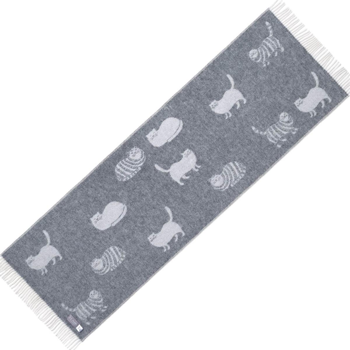 Grey / White Cat Small Wool Throw J. j.textile – image 4