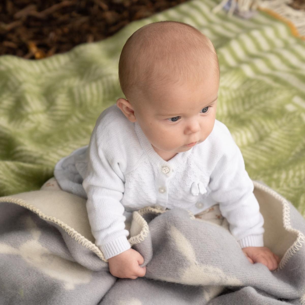Grey Bunny Little Wool Blanket J. j.textile – image 5