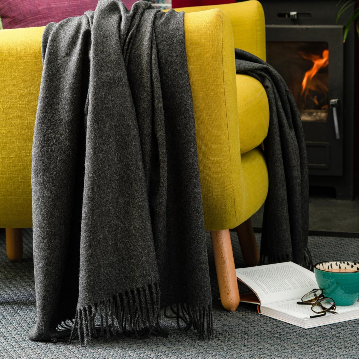 Dark Grey Classic Premium Alpaca Throw Washein – image 2