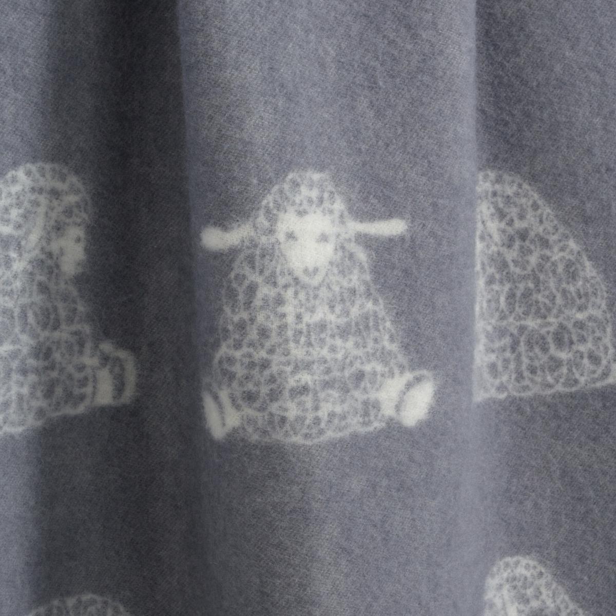 Grey Merry Sheep Small Merino Wool Blanket J. j.textile – image 3