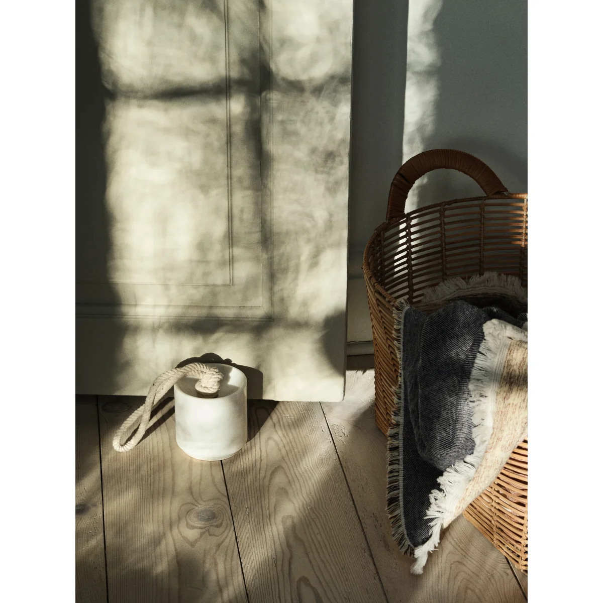 Broste Copenhagen Abby door stopper Ø10x10 cm White marble – image 2
