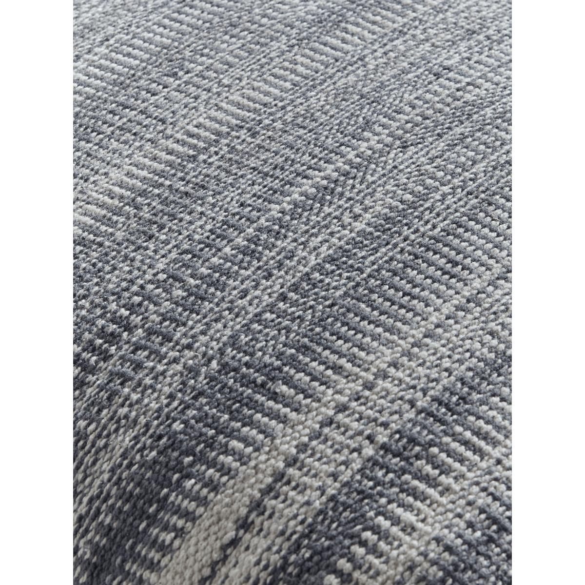 Blue & Cream Ombre Pouffe – image 2