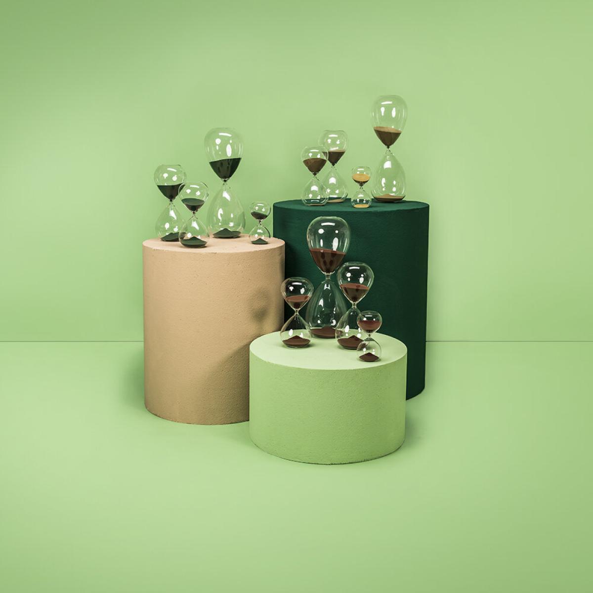 Pols Potten - Sandglass Ball - Green - Large – image 2
