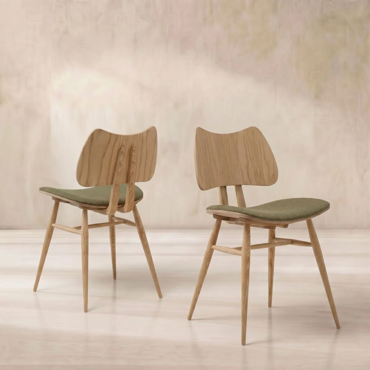 Ercol Butterfly Chair, Green Wood | Barker & Stonehouse – image 1