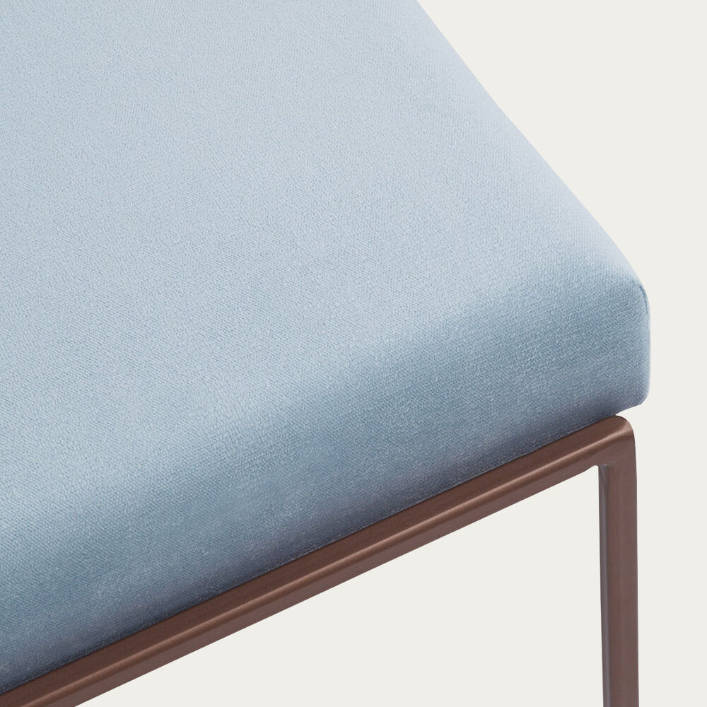 Ice Grey Cube Chair Copper – image 3