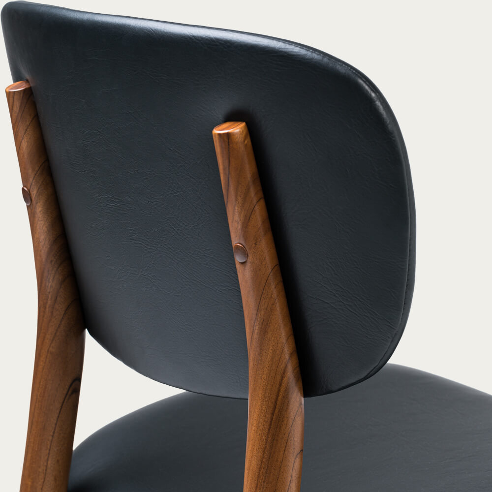 Black/Freijó Wood Behr Chair – image 4