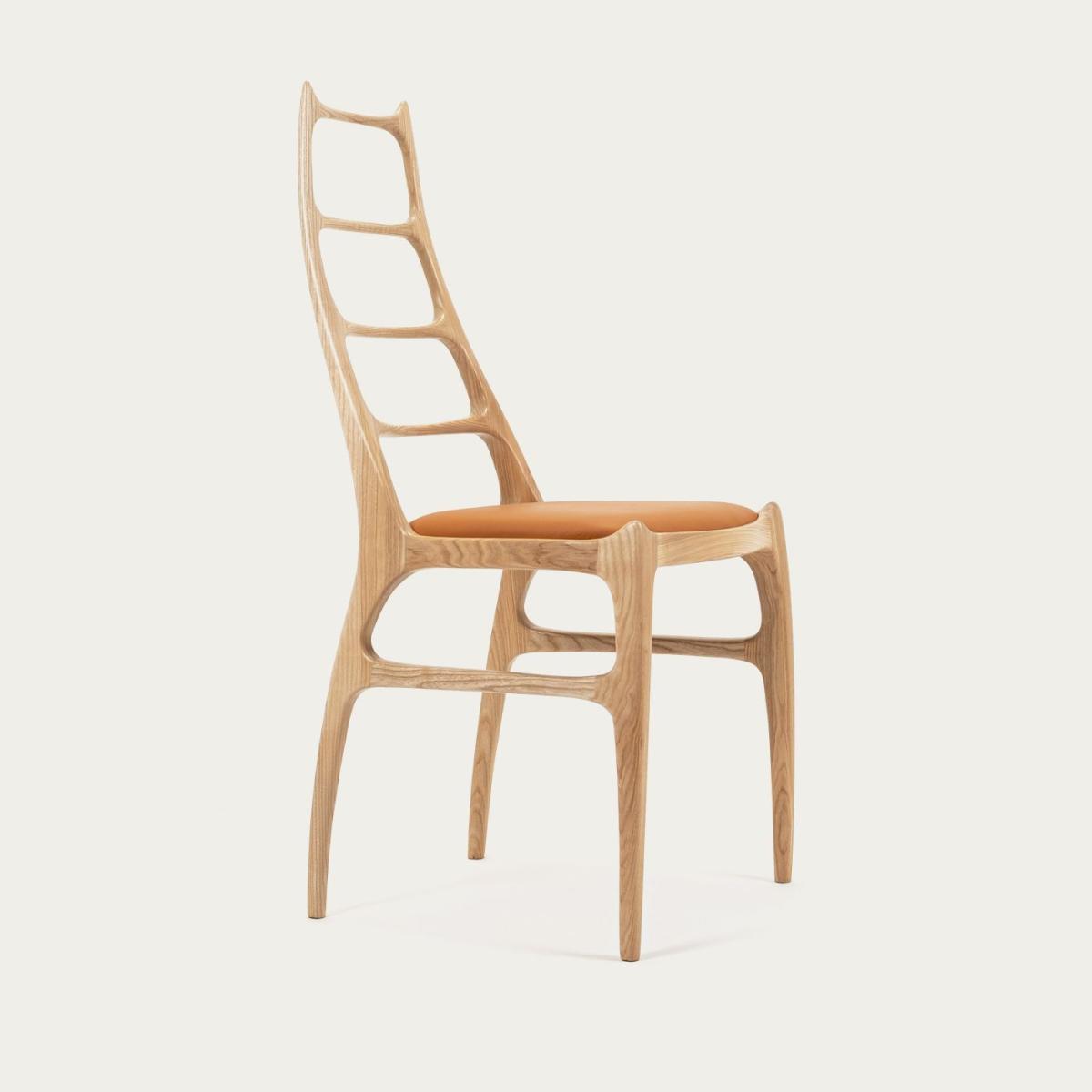 Cognac H106 Chair – image 5