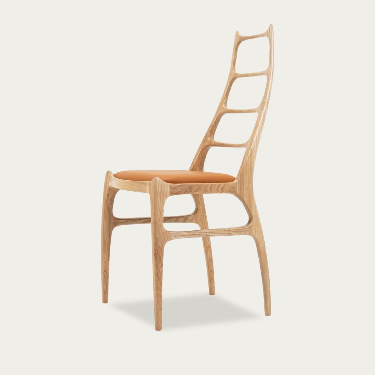 Cognac H106 Chair – image 6