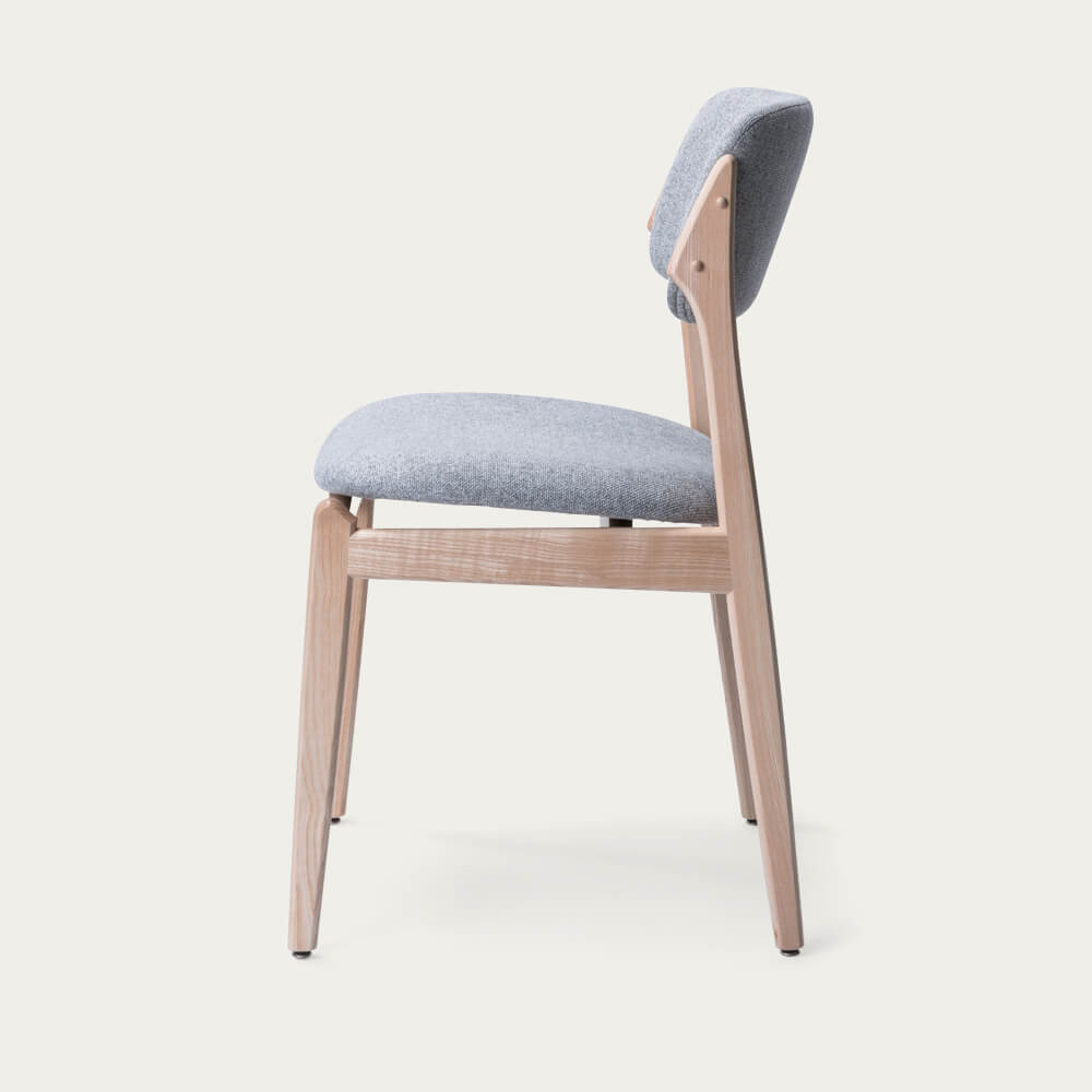 Light Grey/Raw Ash Wood Forma Chair – image 3