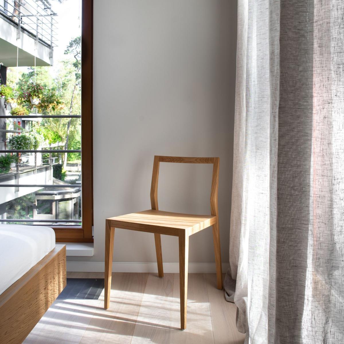 Oak Wood Ghost Chair – image 2