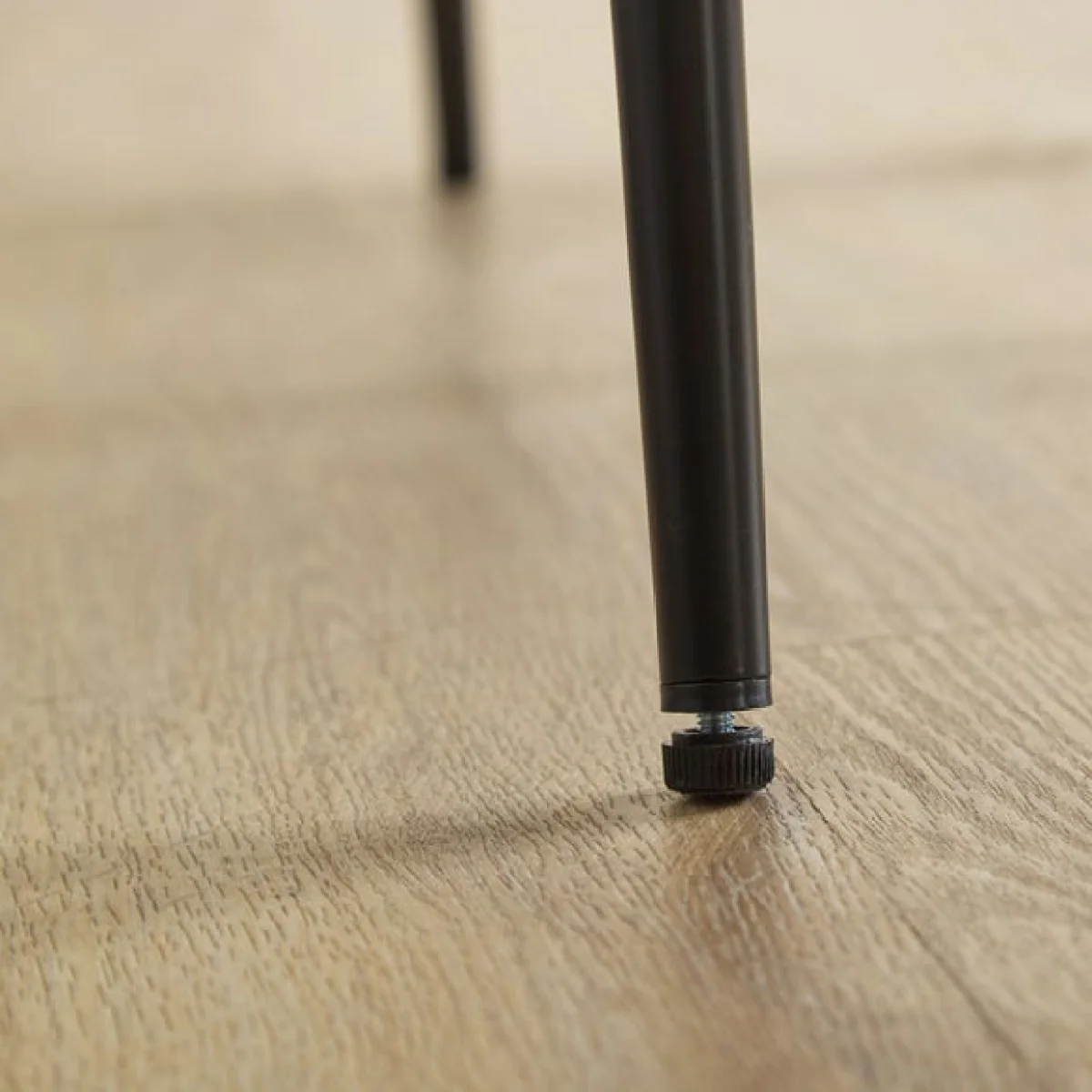 Kiley Dining Chair with Black Legs, Velvet – image 3